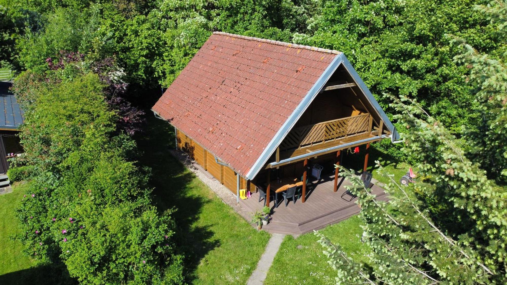 Ulmenhof Melfsen - Gemuetliches Ferienhaus Auf Dem Bauernhof Oeversee Exterior photo